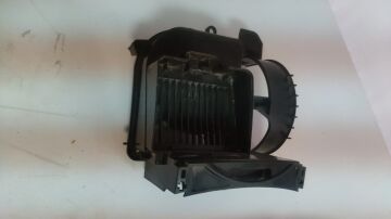 BOSCH EASYY SÜPÜRGE MOTOR KAPAĞI