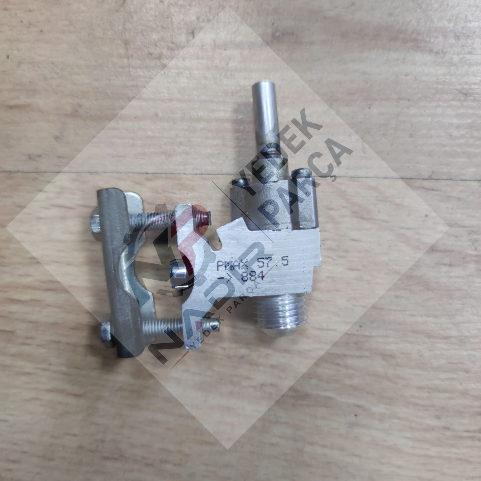 Arçelik 9321 ocaklı fırın gaz musluğu