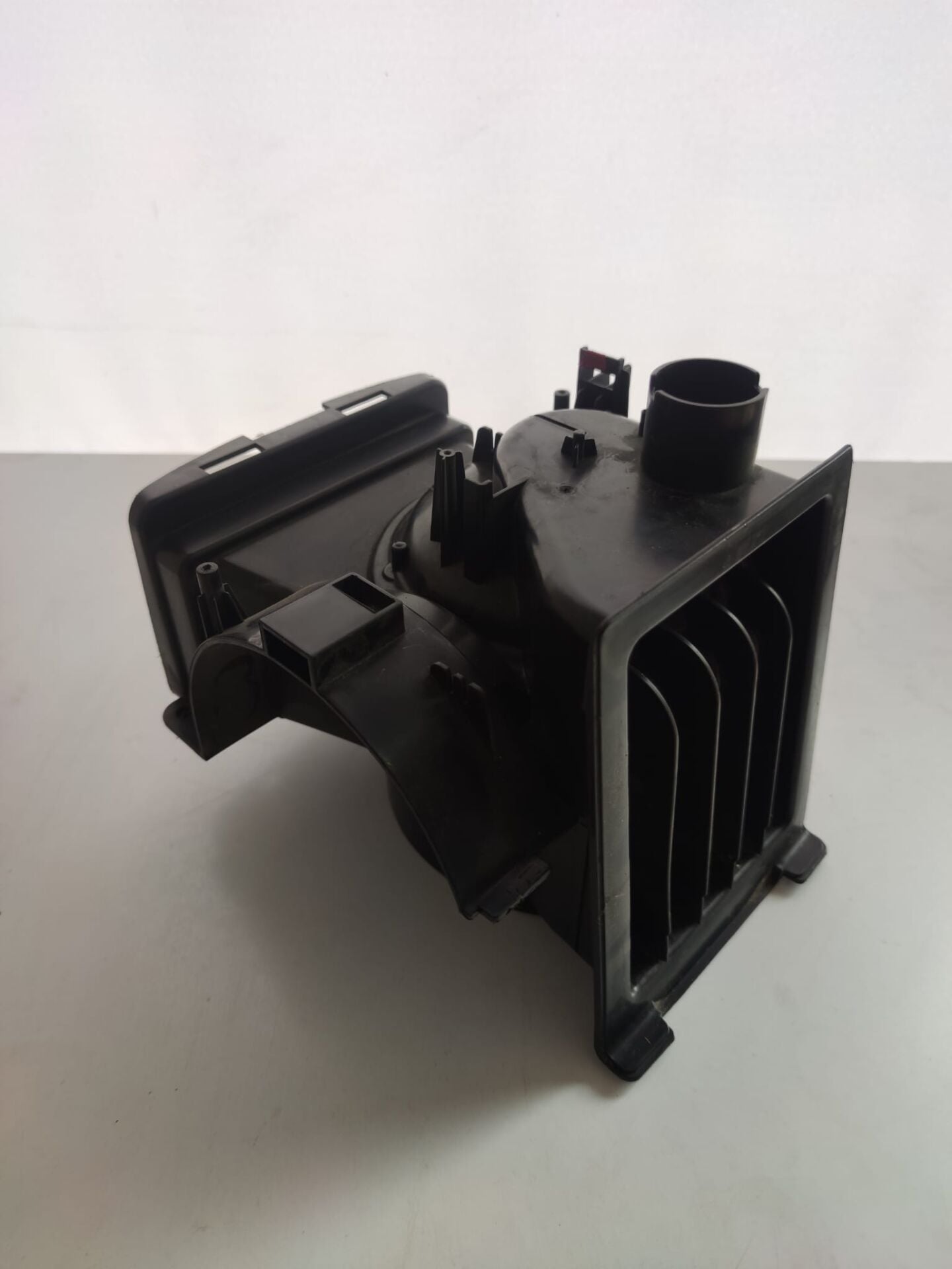 VANTUZ V5 MOTOR KAPIĞI