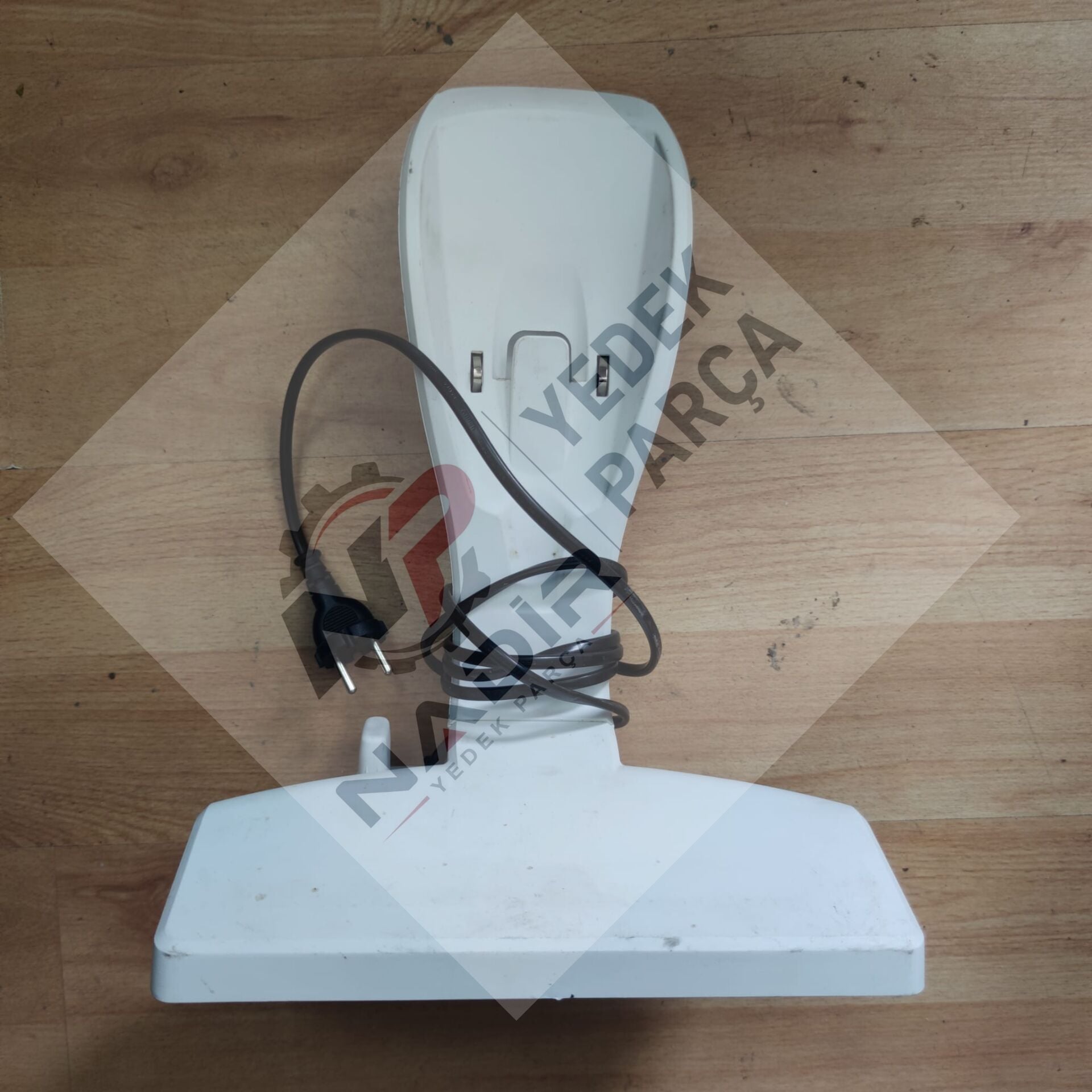 Arçelik K6130 şarjlı elektrikli süpürge şarj istasyonu