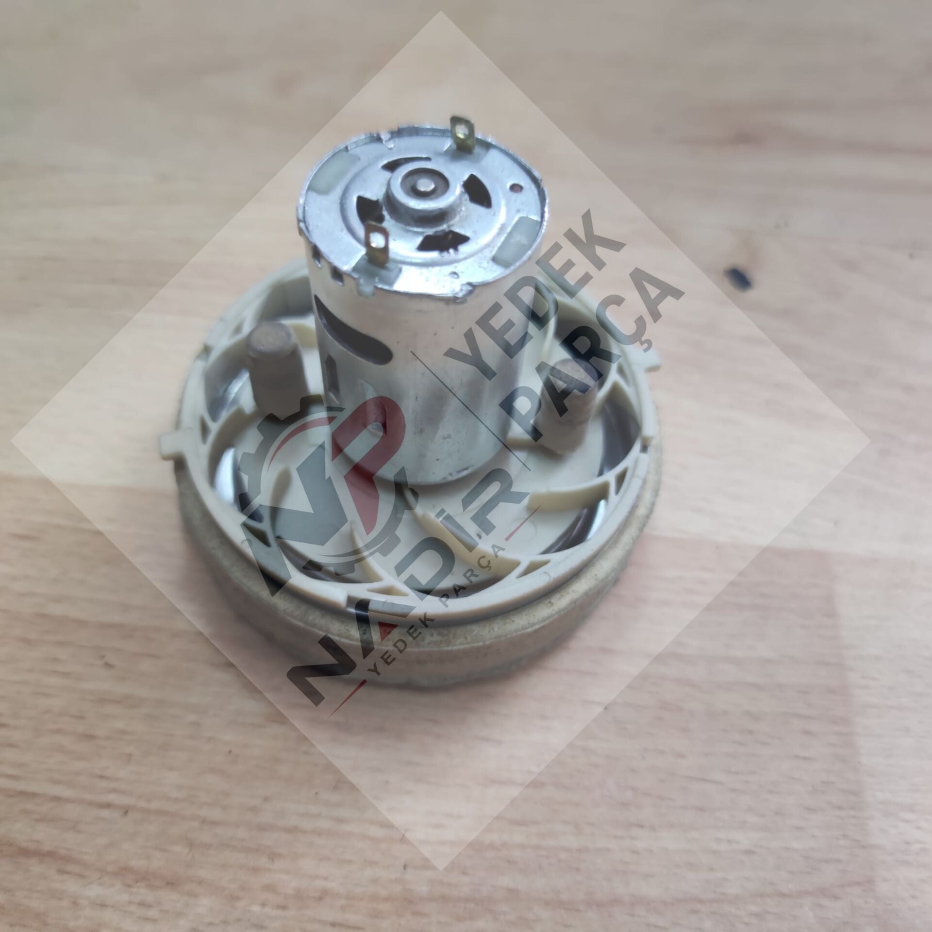 Arçelik K6130 şarjlı elektrikli süpürge motoru