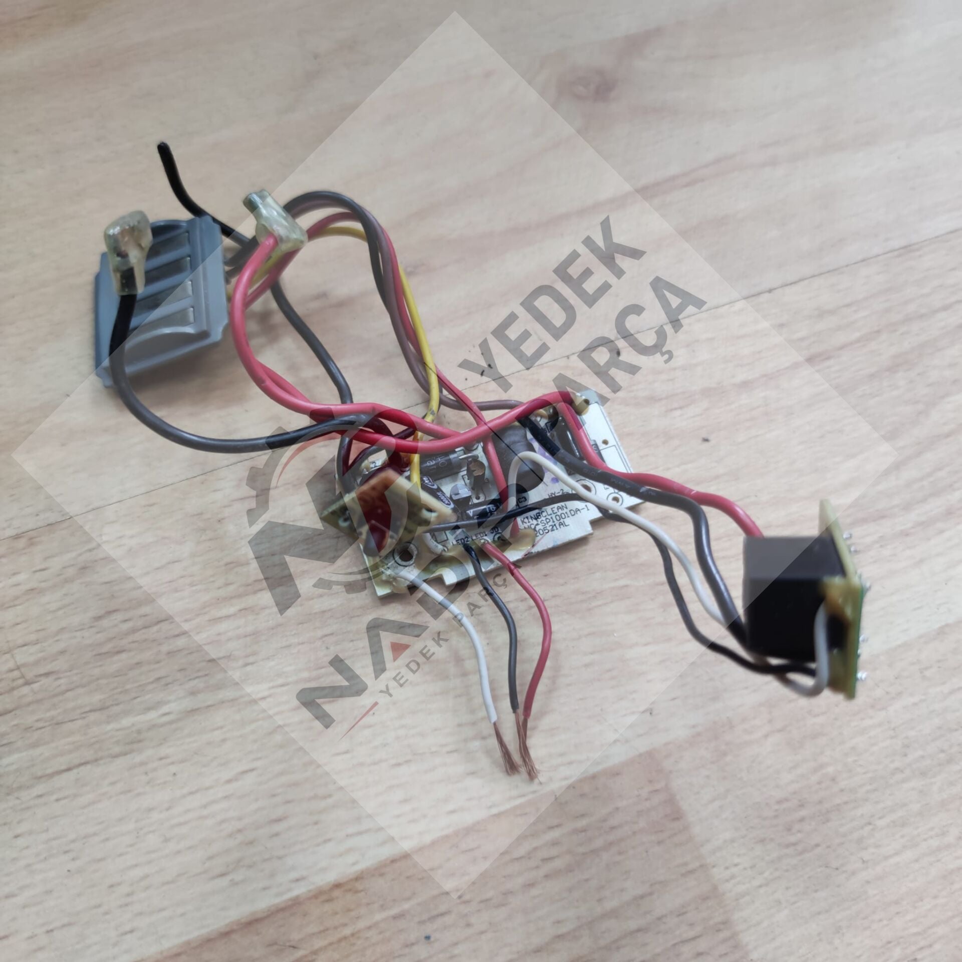 Arçelik K6130 şarjlı elektrikli süpürge elektronik kartı