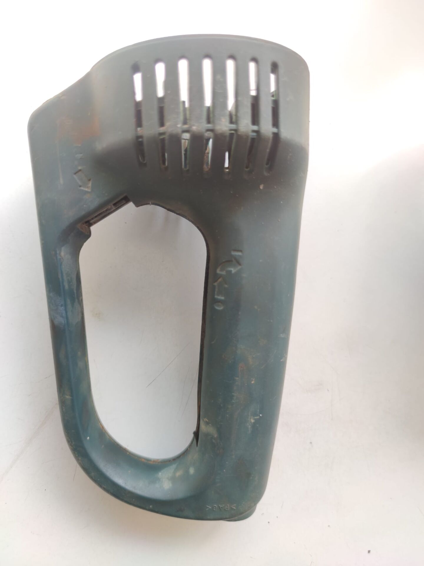 BOSCH GWS 25 230 TUTAMAK KOL
