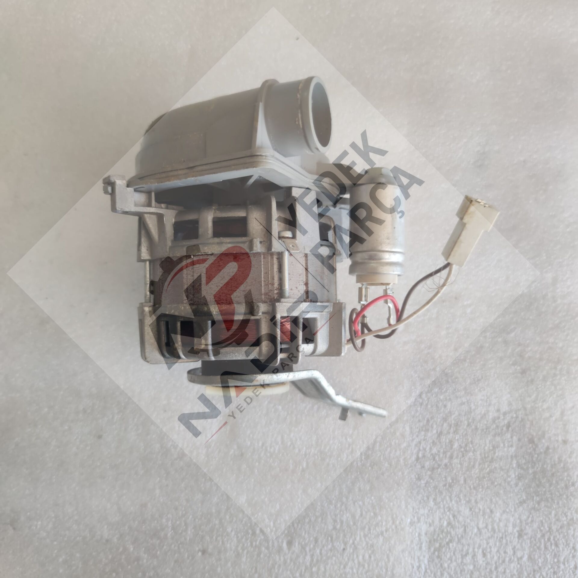 Beko D 2001 bulaşık makinası sirkülasyon yıkama motoru