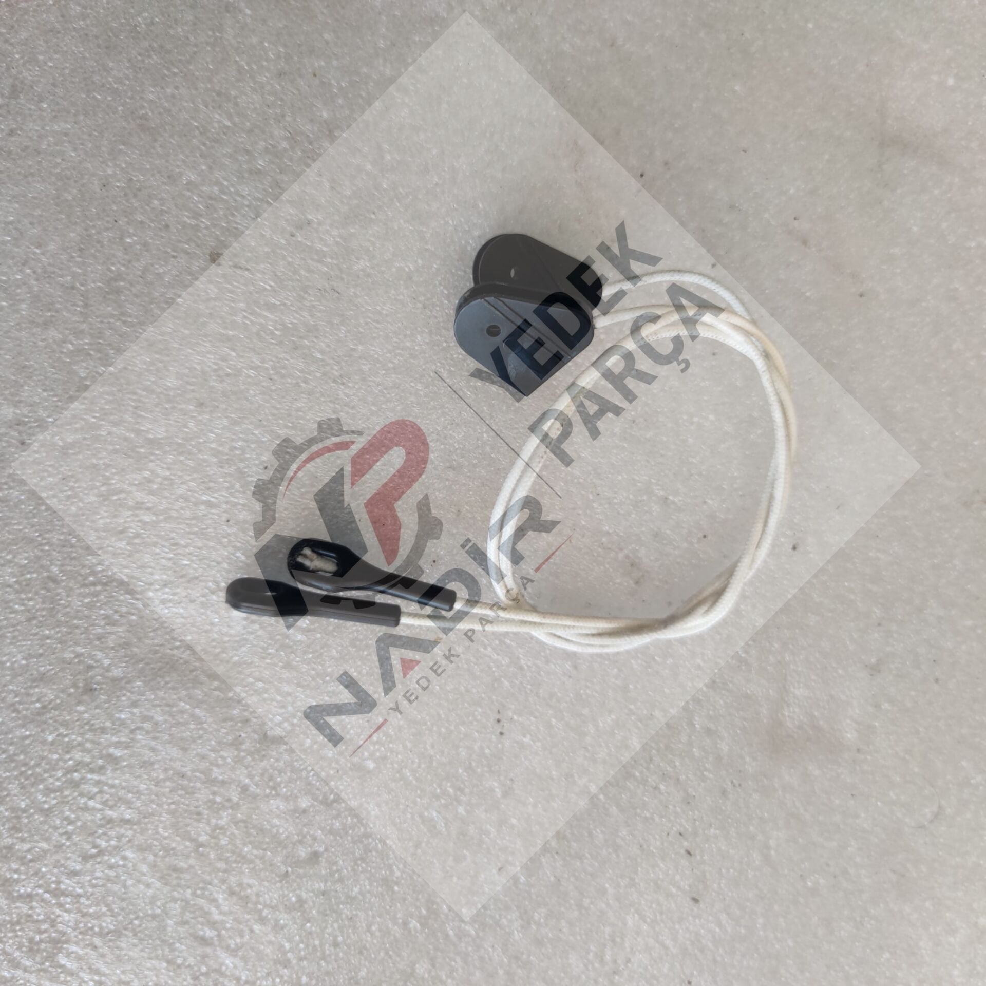 Beko D 2001 bulaşık makinası kapı menteşe ipi