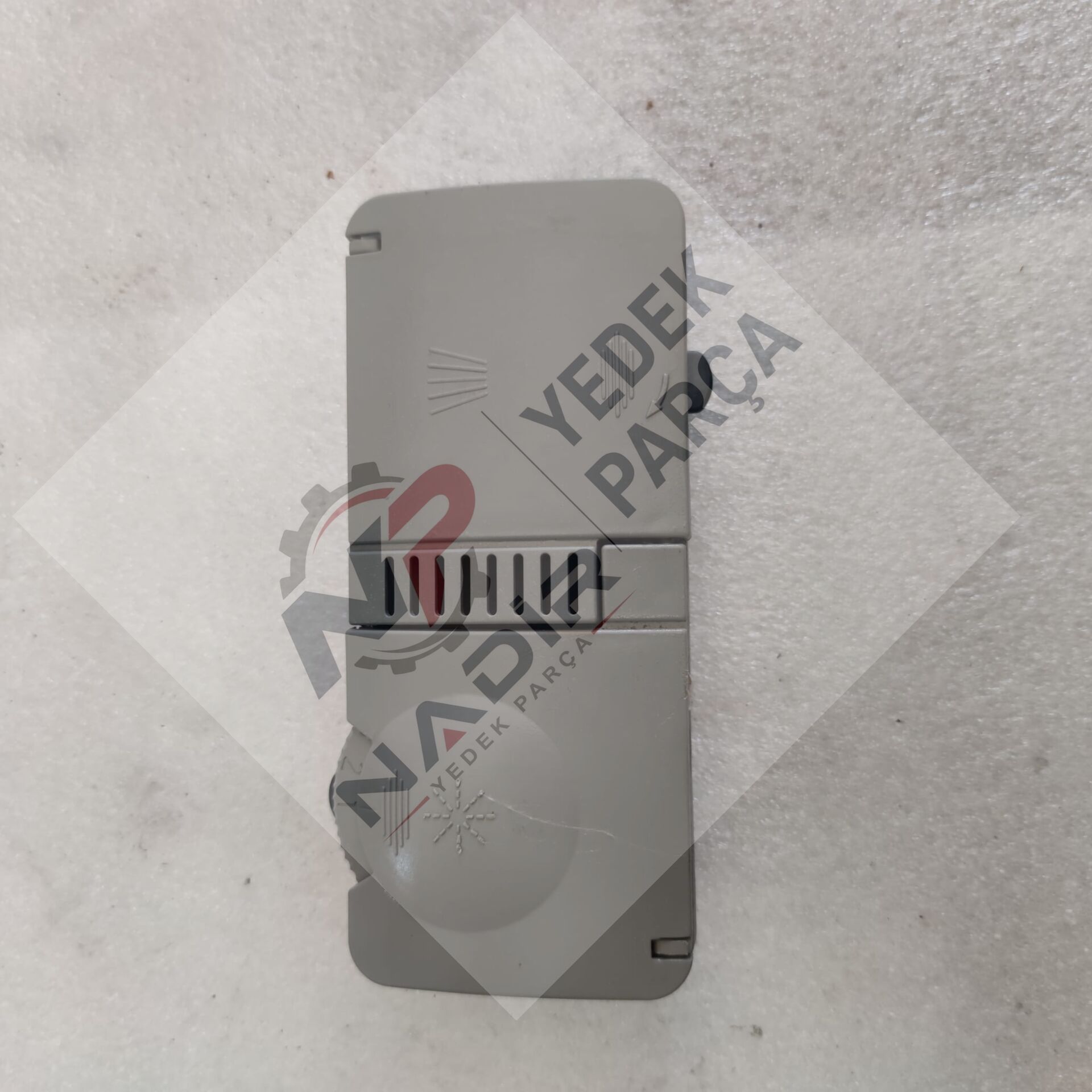 Arçelik 6231 bulaşık makinası deterjan kutusu