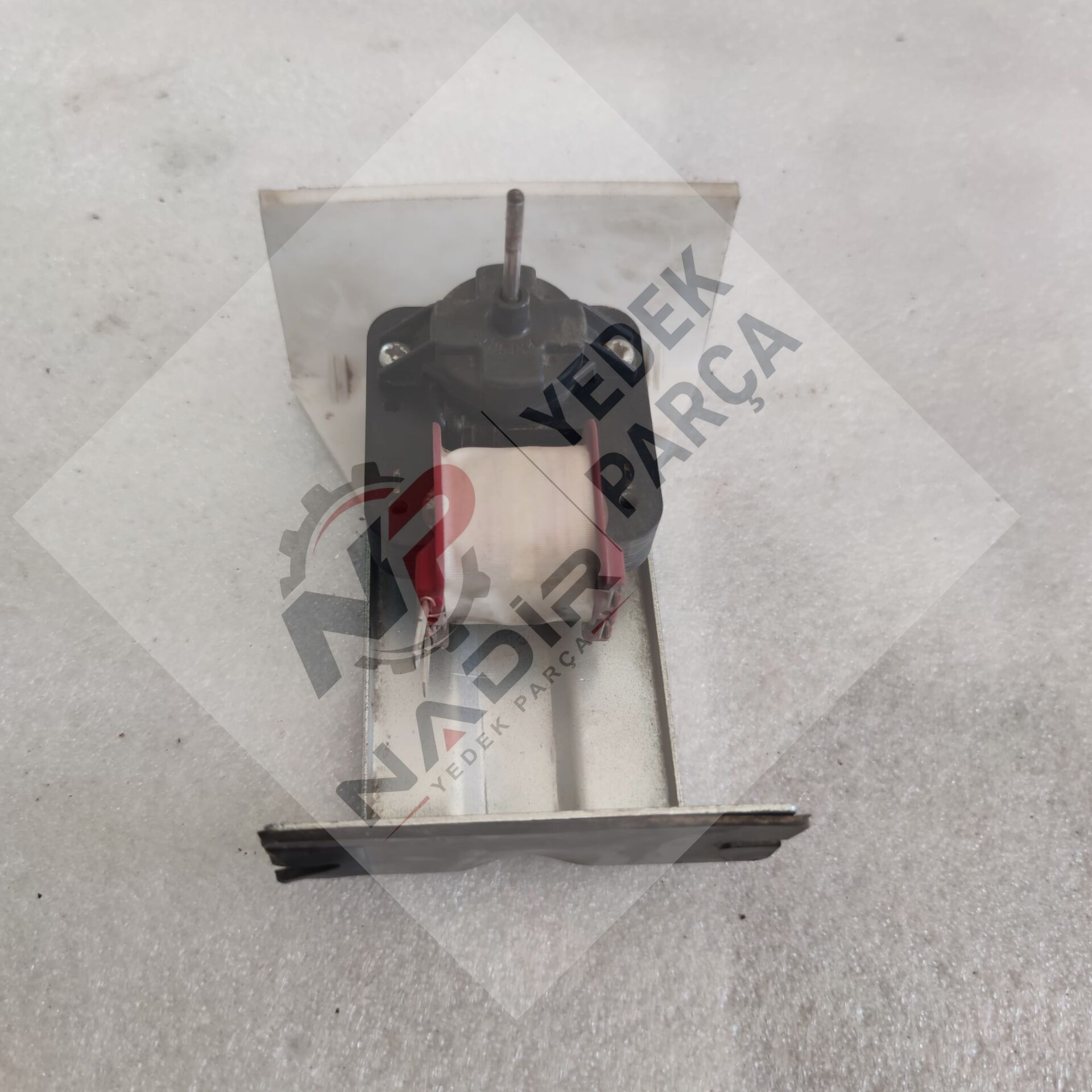 Vestel RT455 B buzdolabı kondenser fan motoru