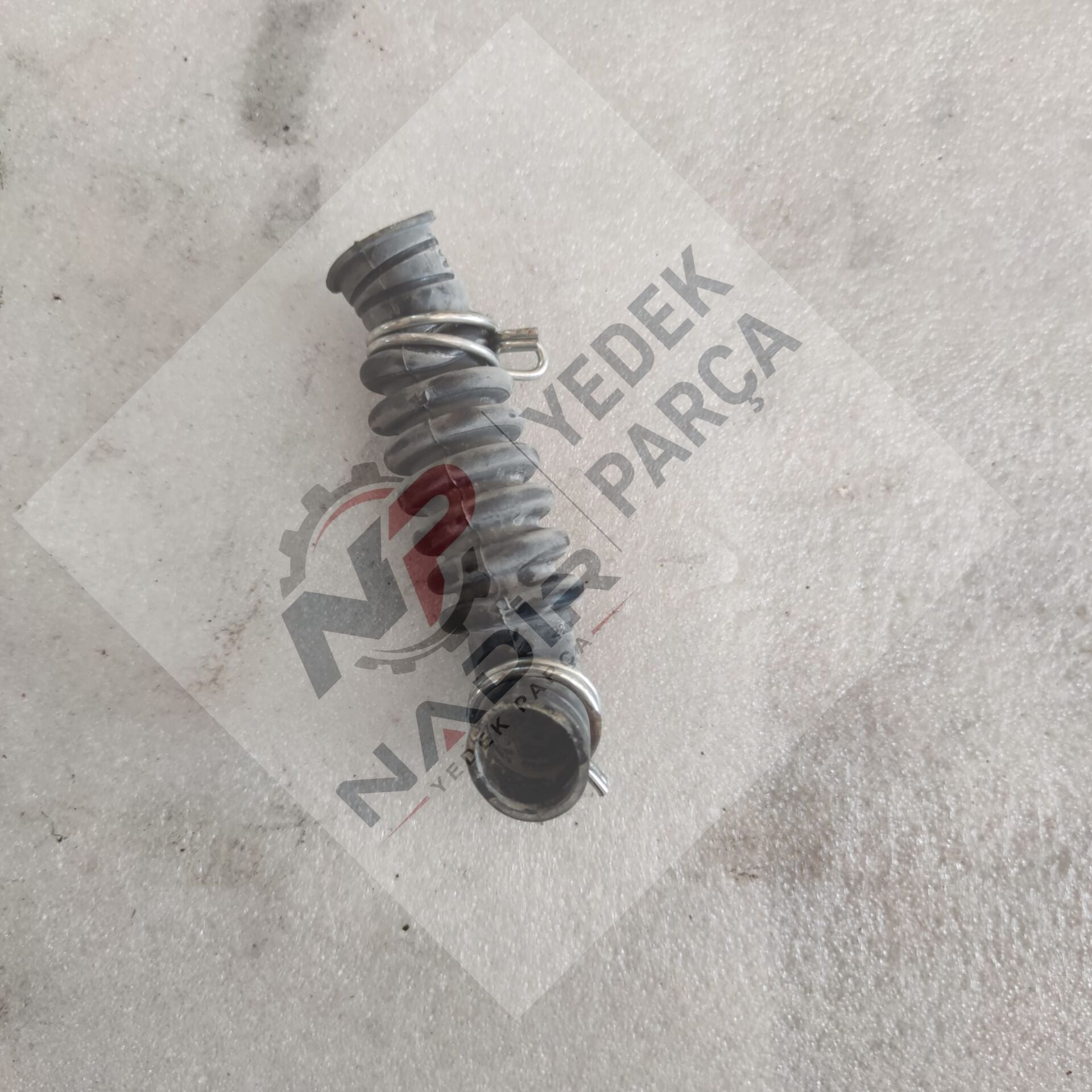 Beko D1 6085 E çamaşır makinesi ara körük hortum