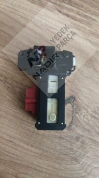 Arçelik 8103 D Çamaşır Makinesi emniyet kapı kiliti