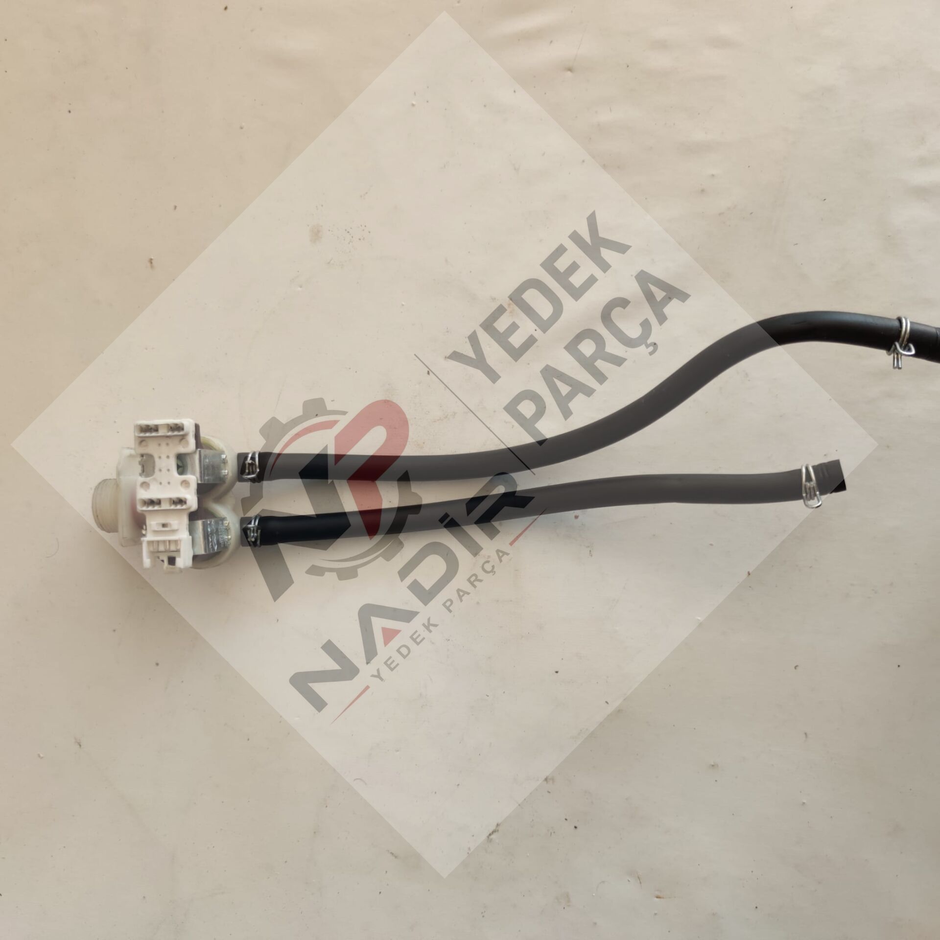 Bosch WAE20464TR Çamaşır Makinesi Su Giriş Ventili
