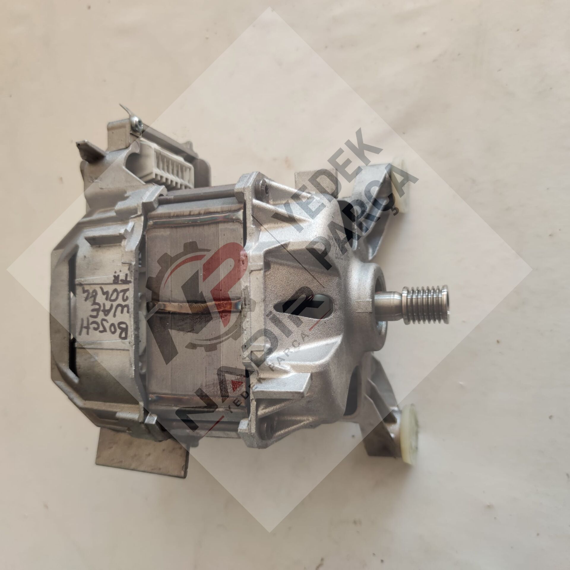 Bosch WAE20464TR Çamaşır Makinesi Motoru