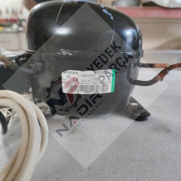 İndesit type DF01FF buzdolabı kompresör motoru