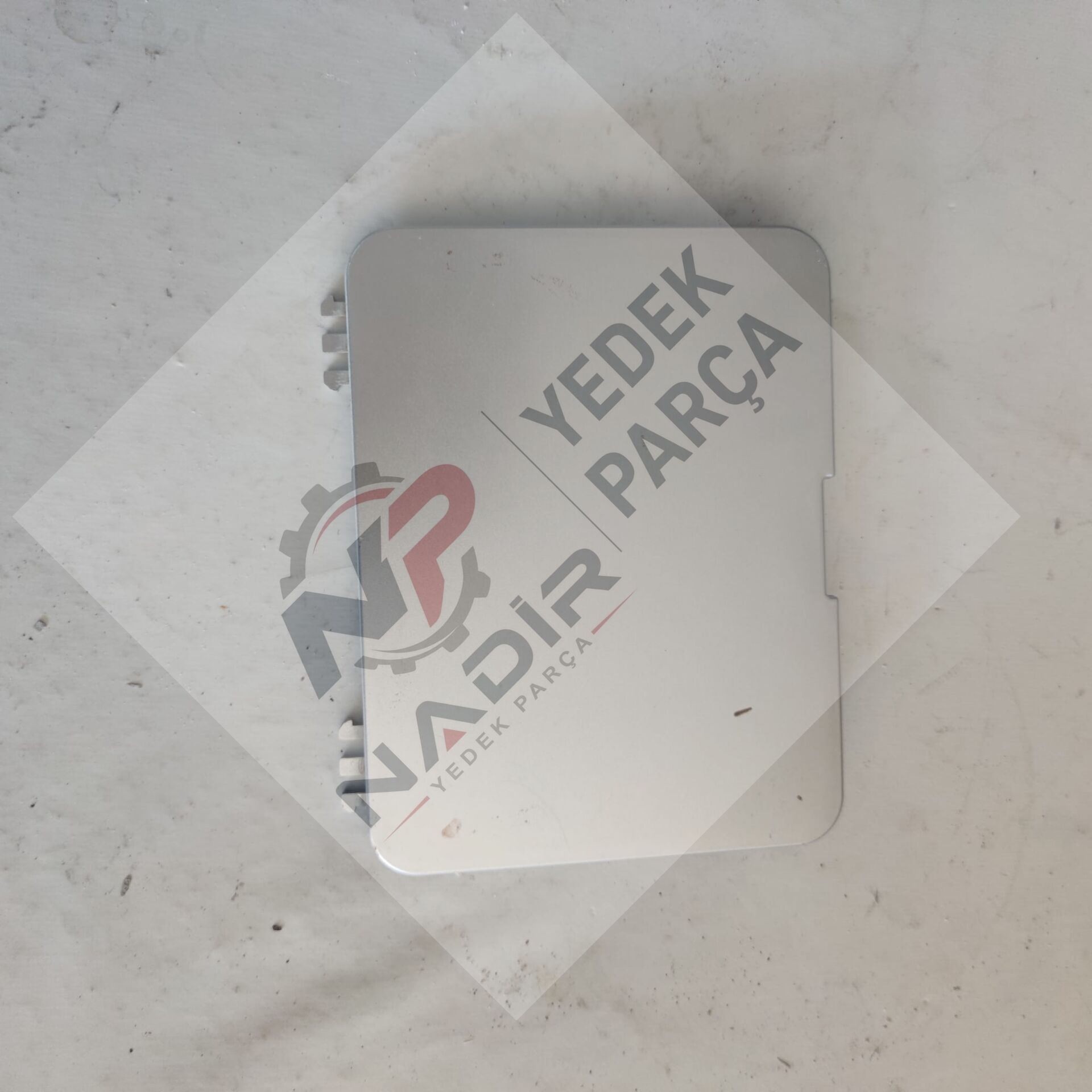 Samsung WF0700NCS Çamaşır Makinesi Pompa Filtre Kapağı