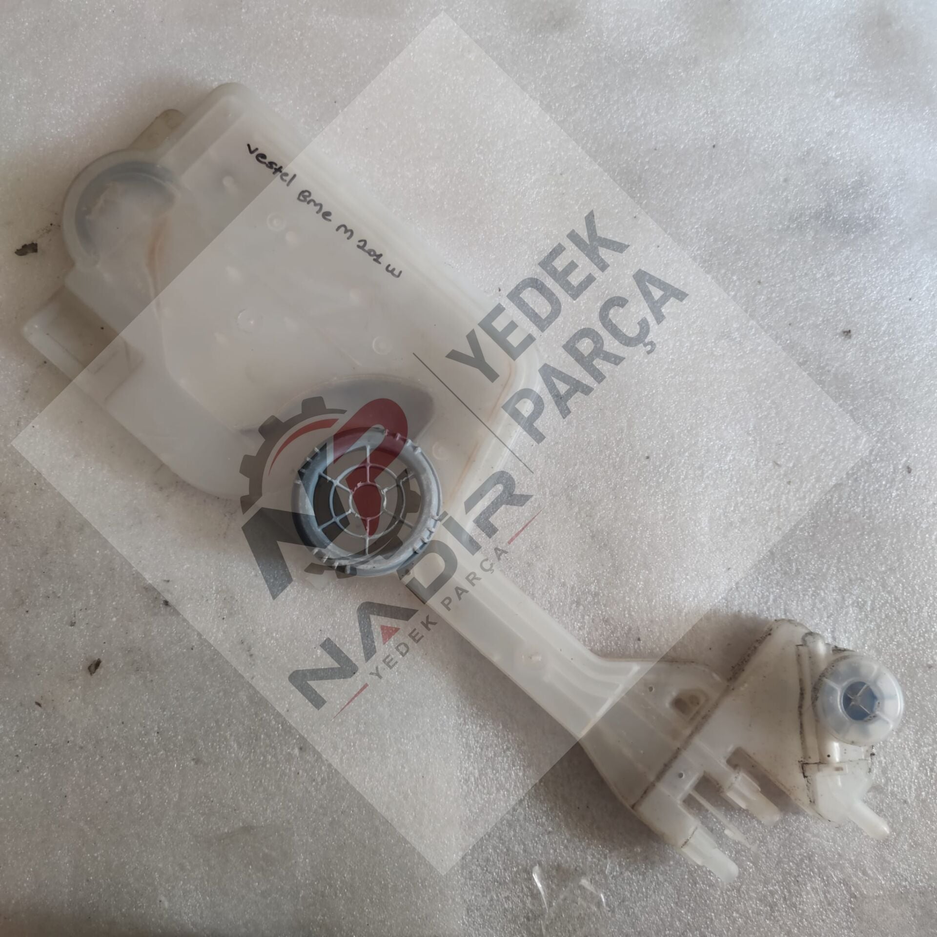 Vestel BME M201 W bulaşık makinesi su cebi