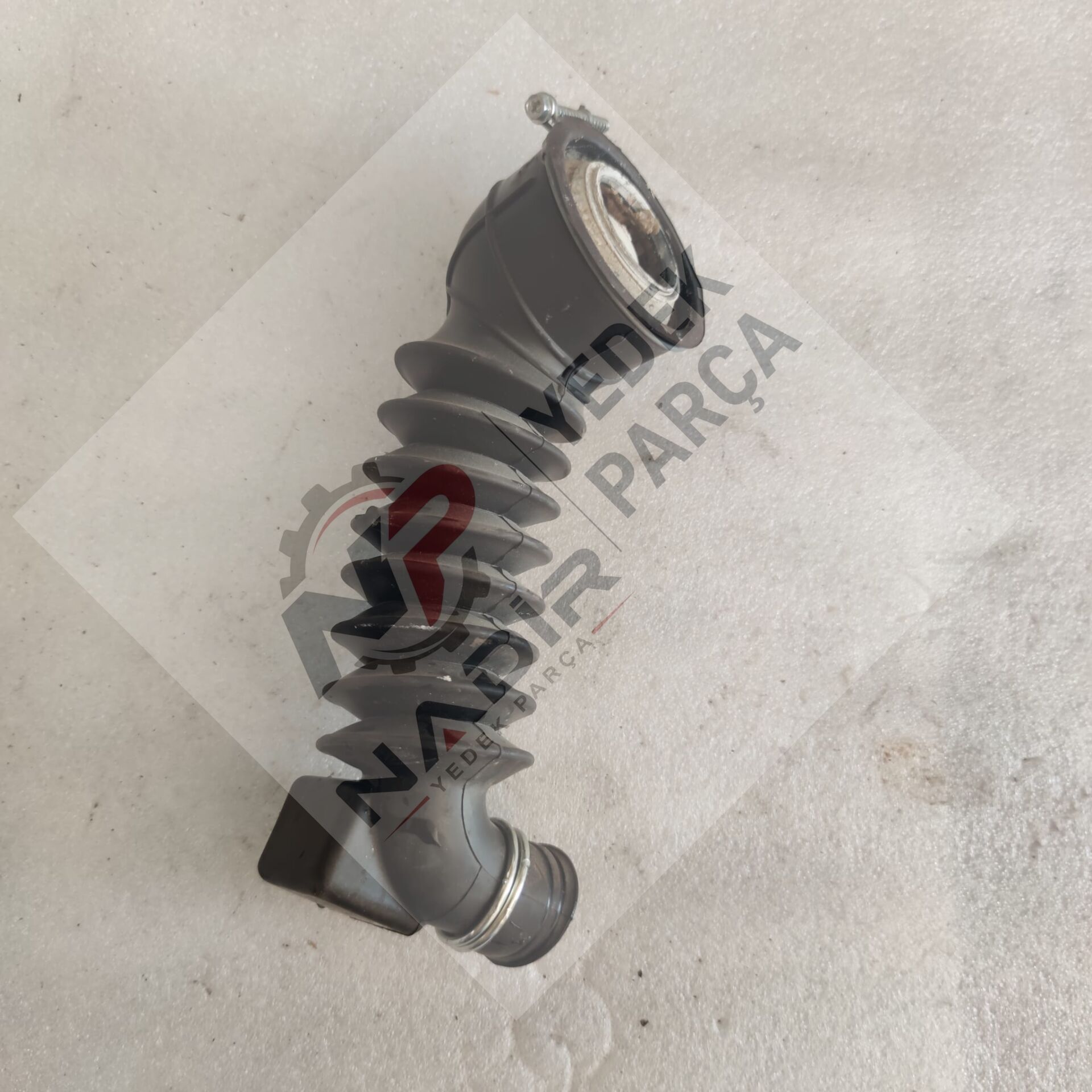 Hotpoınt AQ 93 F 29 TK çamaşır makinesi ara hortumu