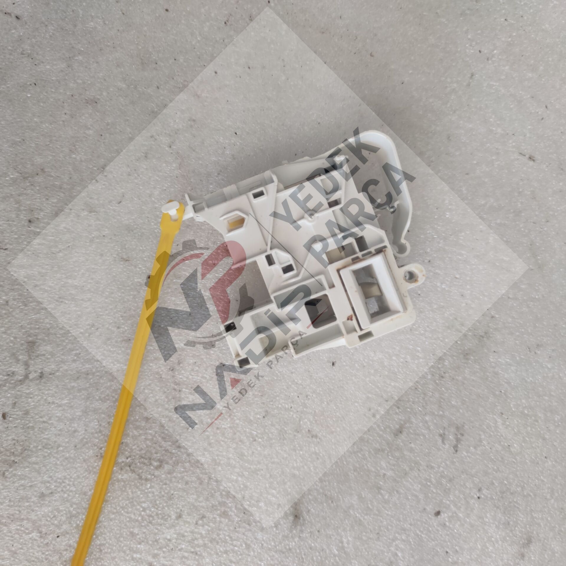 Hotpoınt AQ 93 F 29 TK çamaşır makinesi kapı emniyet kilidi