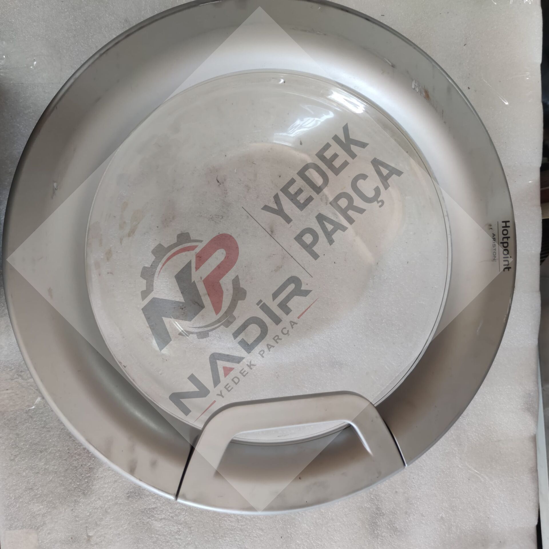 Hotpoint ariston FMF 923 BS çamaşır makinesi kapısı