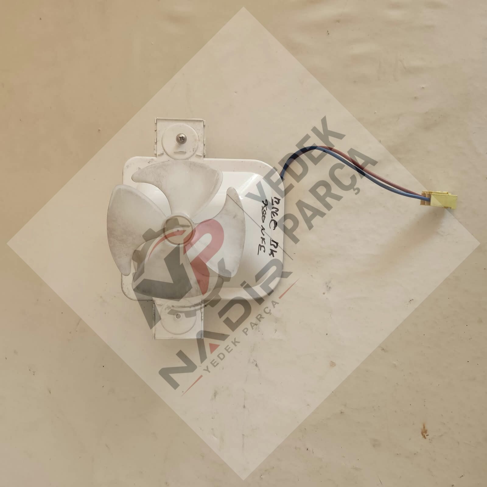 Beko BK9550NFE Buzdolabı Fan Motoru