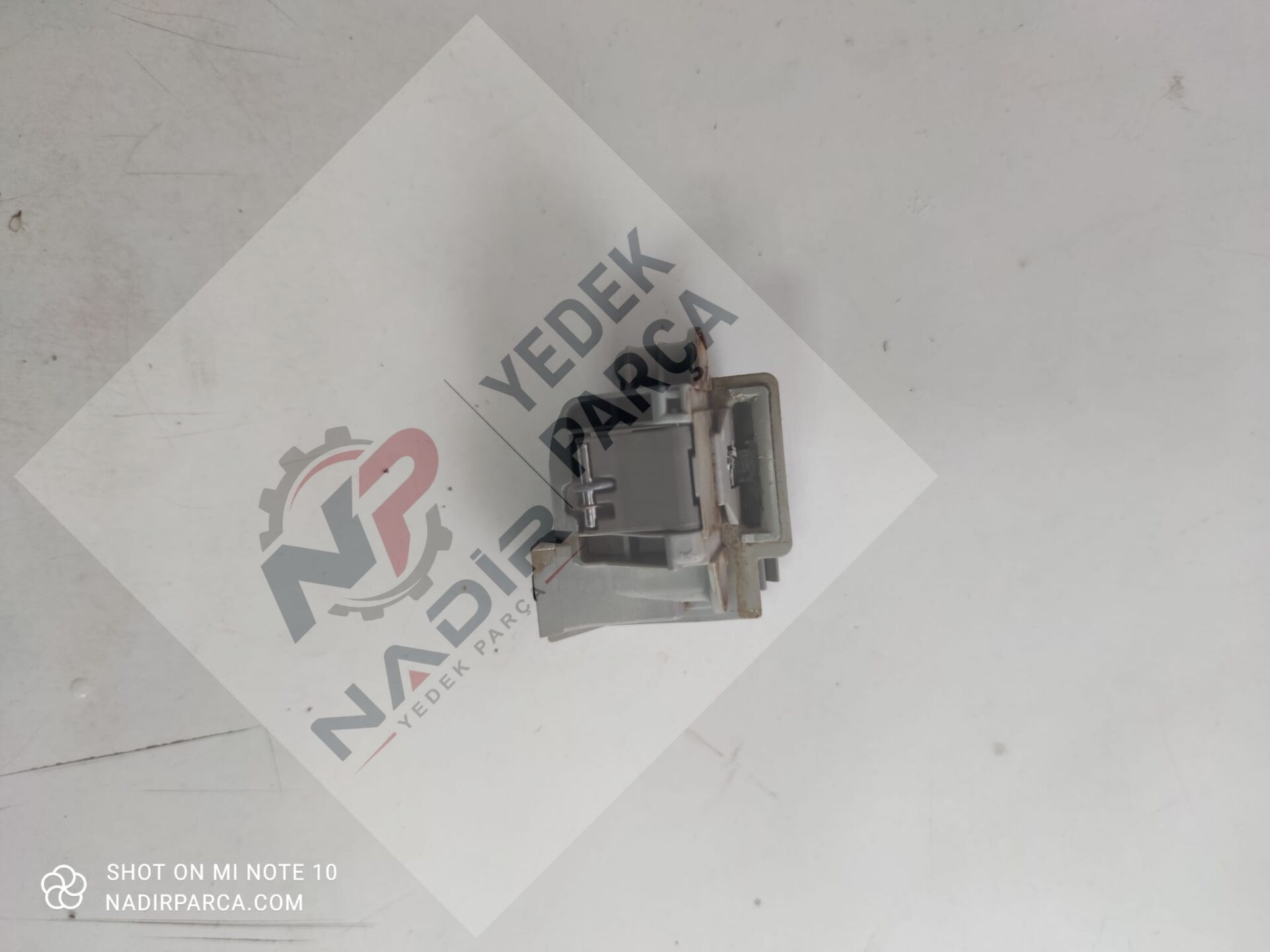 Vestel BMH-L 406 W kapı kilidi