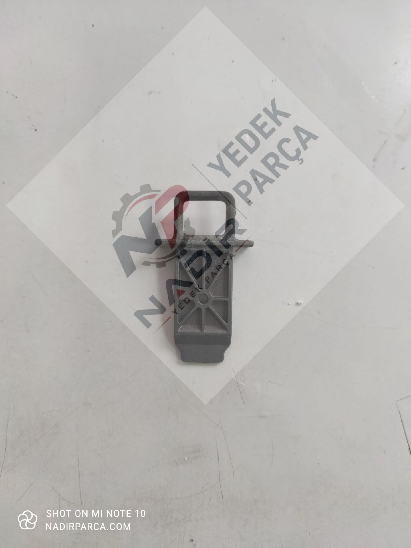 Vestel BMH-L 406 W kapak kilit dili