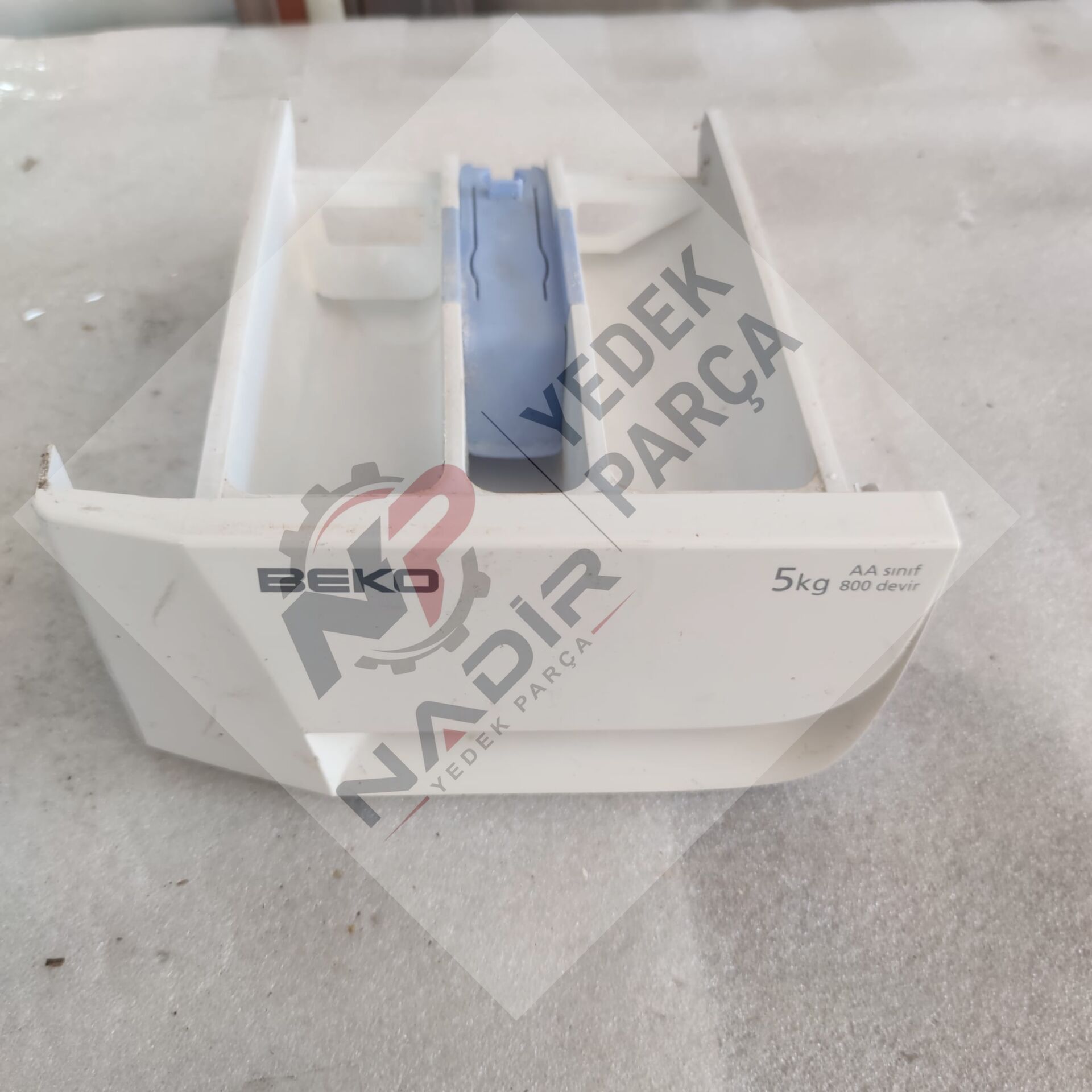 Beko D 5031 B çamaşır makinesi deterjan çekmecesi