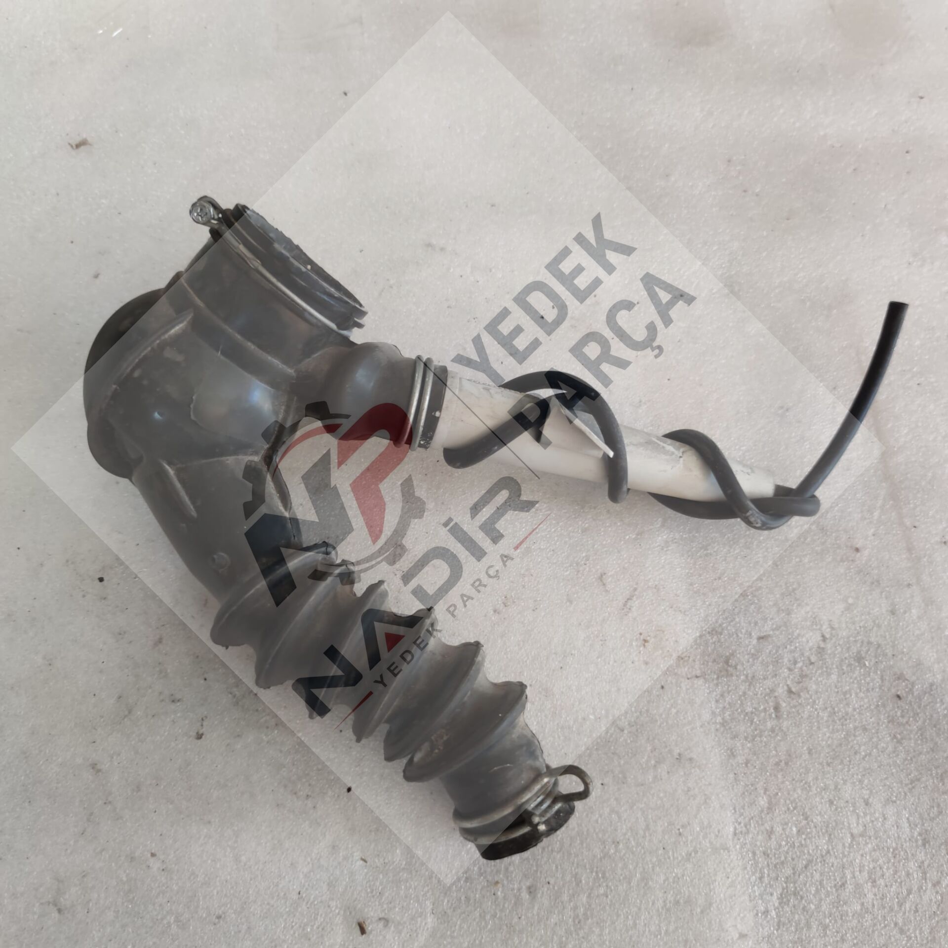 Beko D 5031 B çamaşır makinesi kazan çıkış körük hortumu