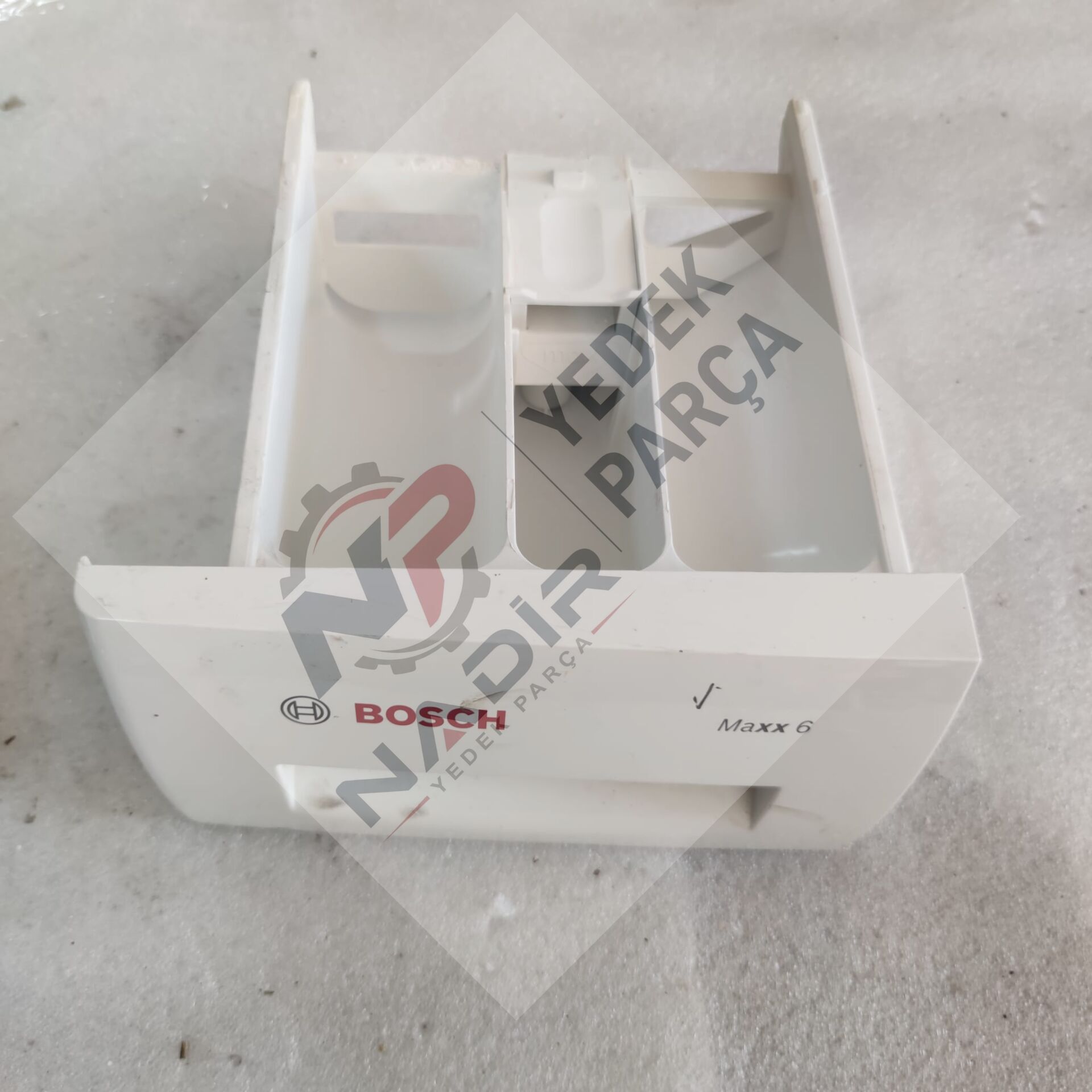 Bosch WAE 2026 GTR çamaşır makinesi deterjan çekmecesi