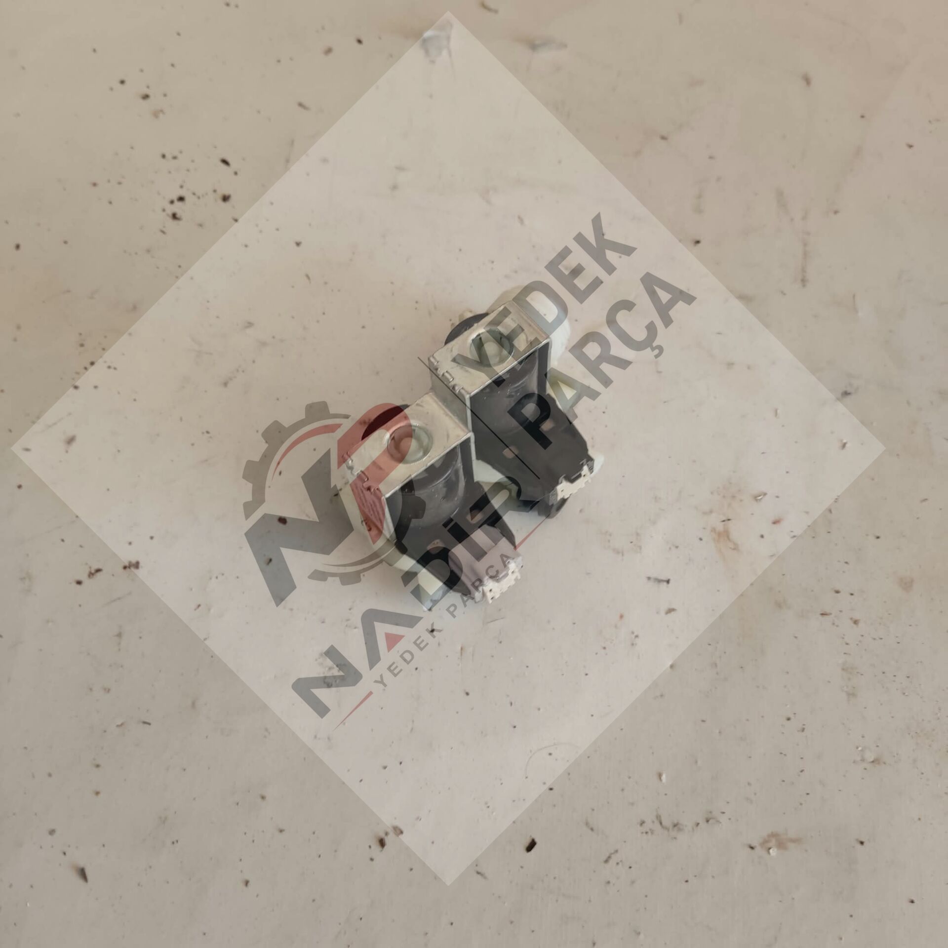 Hotpoint AQ82L09CTK Çamaşır Makinesi Su Giriş Ventili