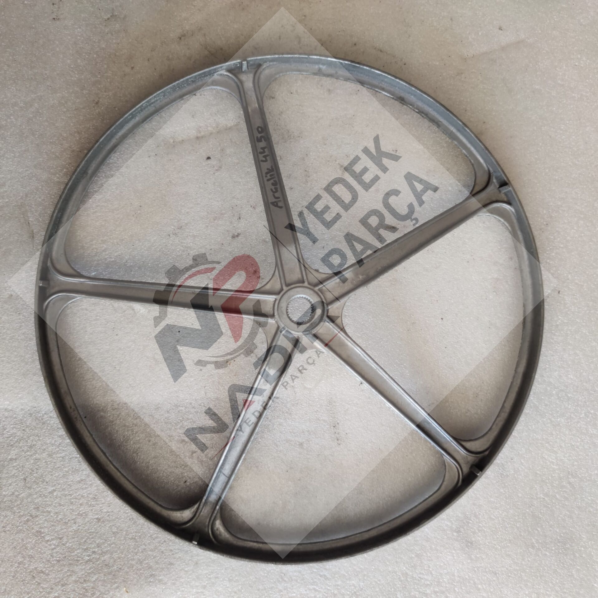 Arçelik 4450 çamaşır makinesi kasnağı