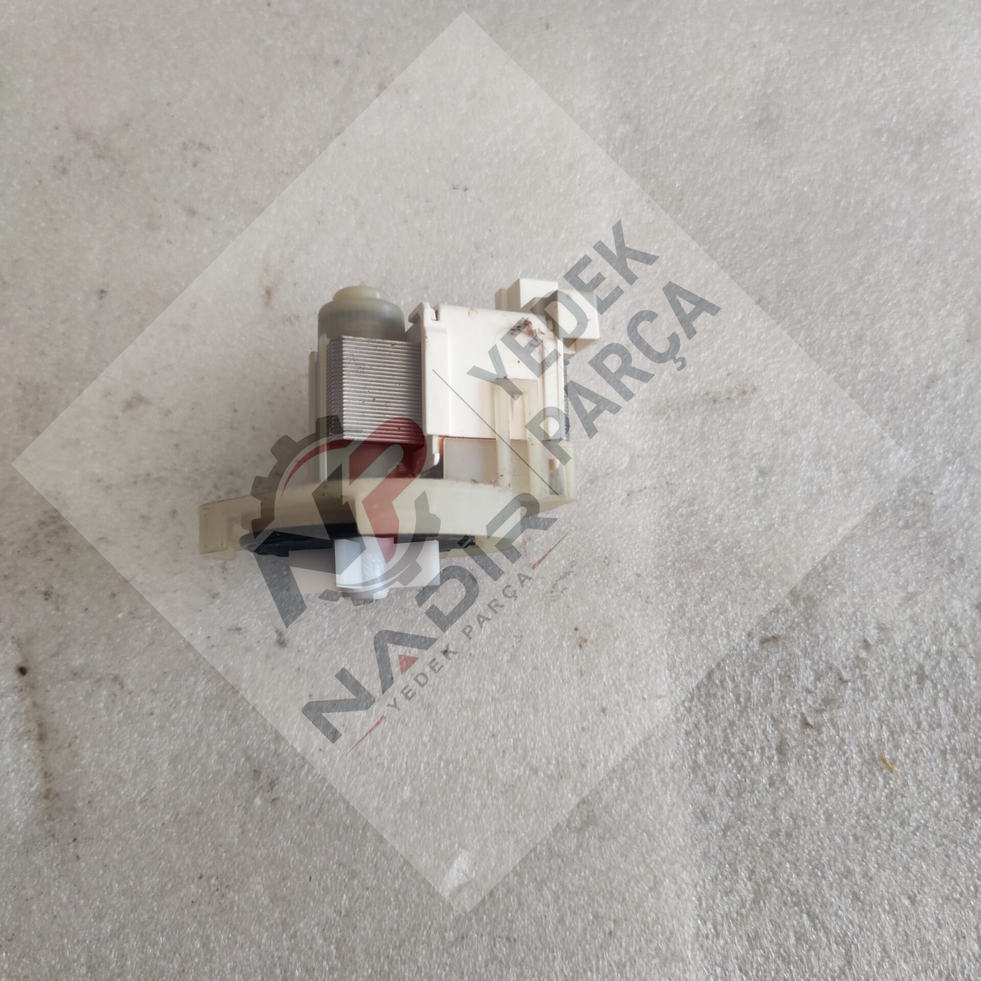 Beko D 2001 bulaşık makinesi su tahliye pompa motoru
