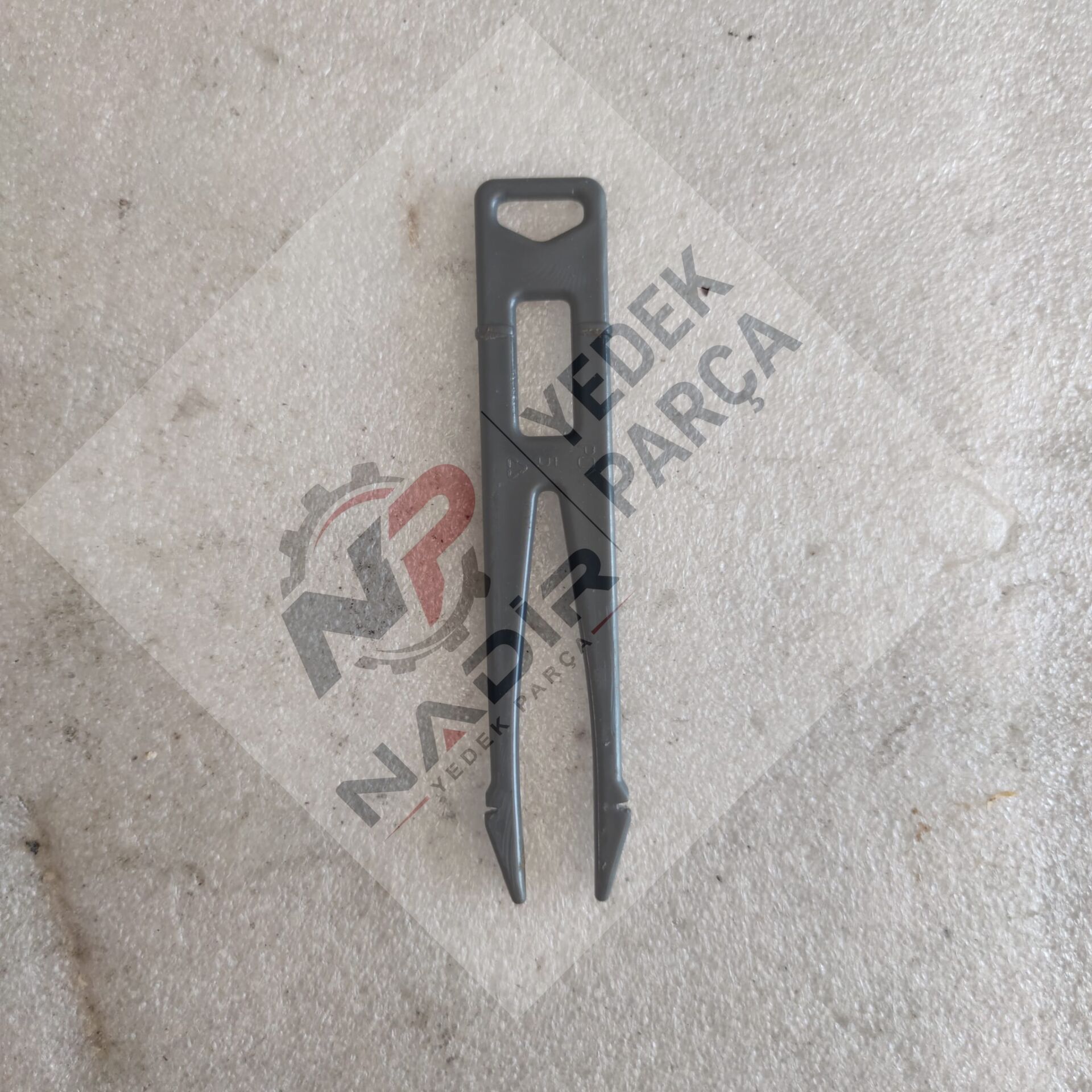 Beko D 2001 bulaşık makinesi kapı mandalı