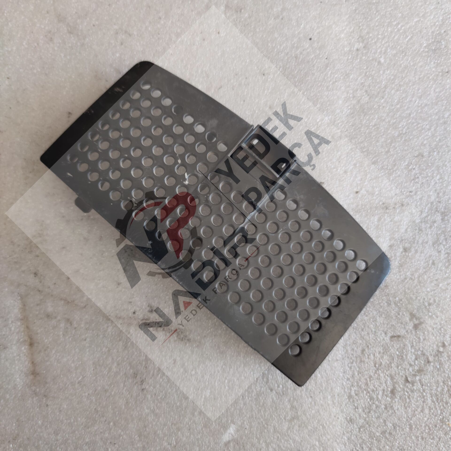 Beko BKS 3210 elektrikli süpürge filtre kapağı