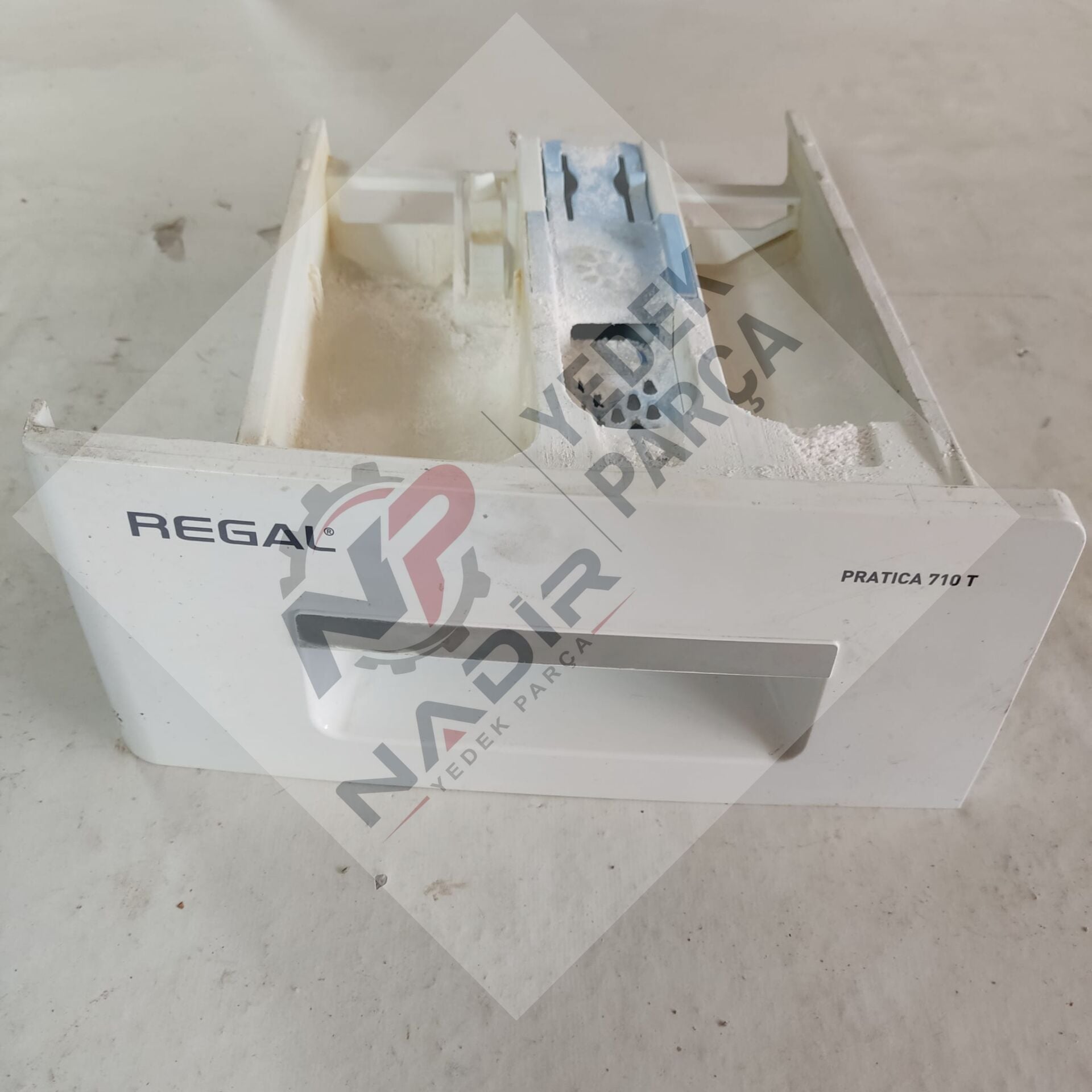 Regal Pratica 710 T Çamaşır Makinesi Deterjan Çekmecesi