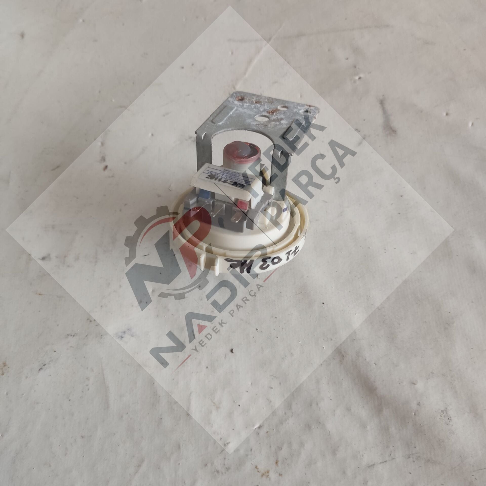Arçelik 7103 HE Çamaşır Makinesi Prosestat Su Seviye Anahtarı