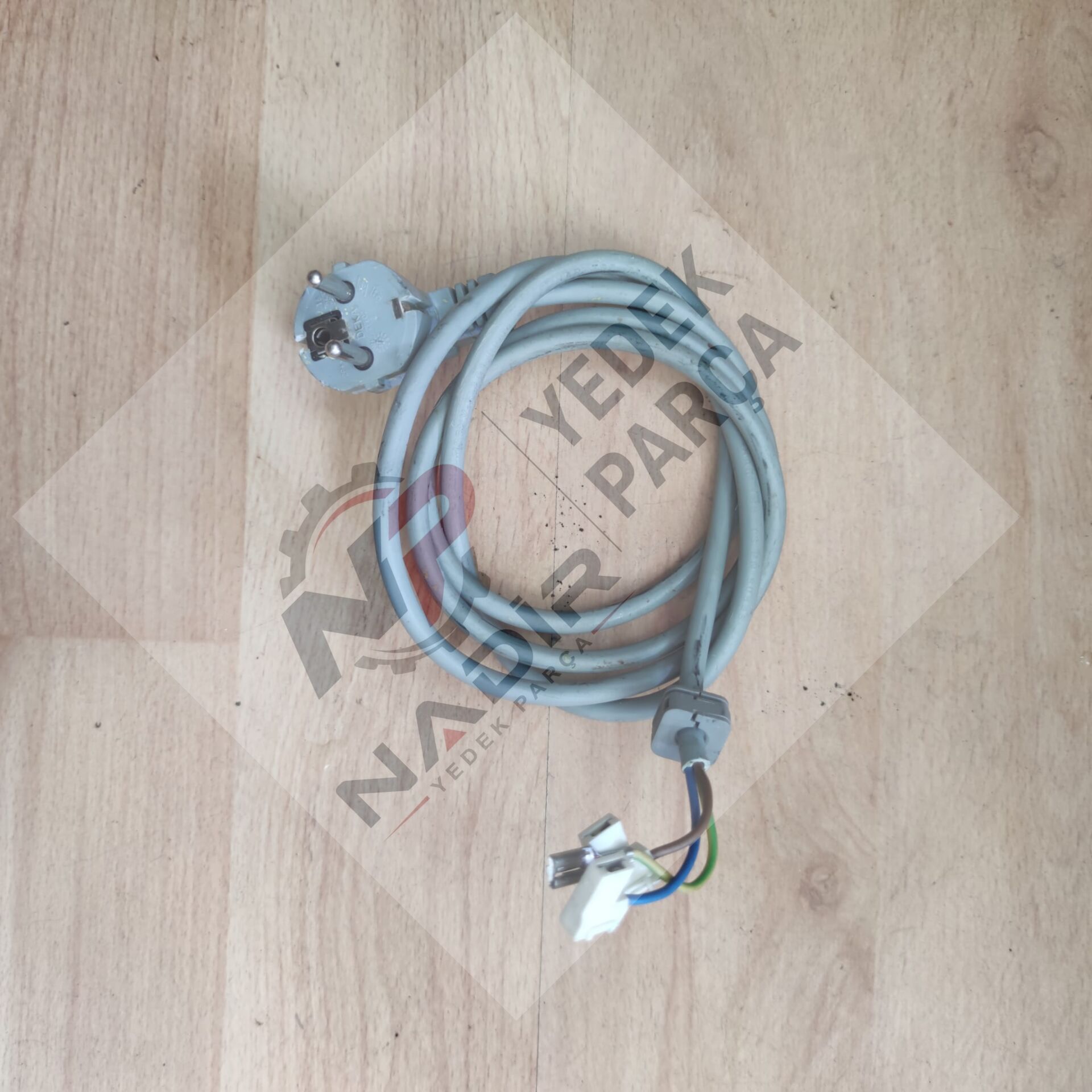 Fınlux FXW 5801 çamaşır makinası kablosu