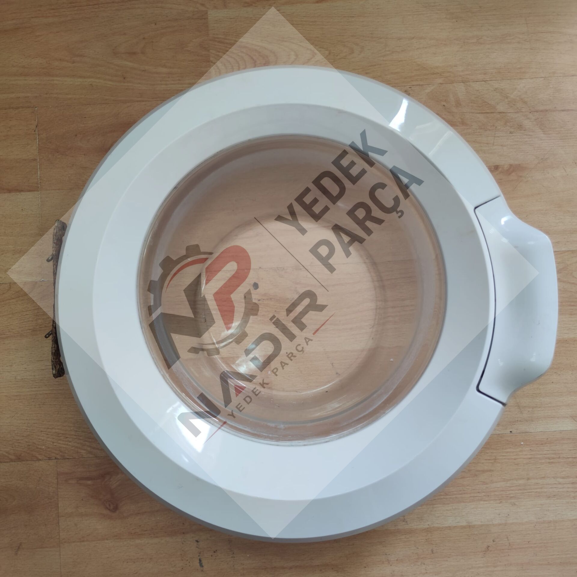 Fınlux FXW 5801 çamaşır makinası kapağı