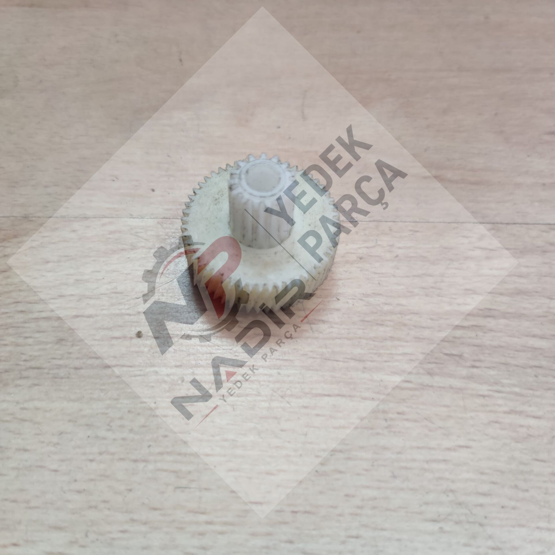 plastik dişli 43*8*36*12 mm